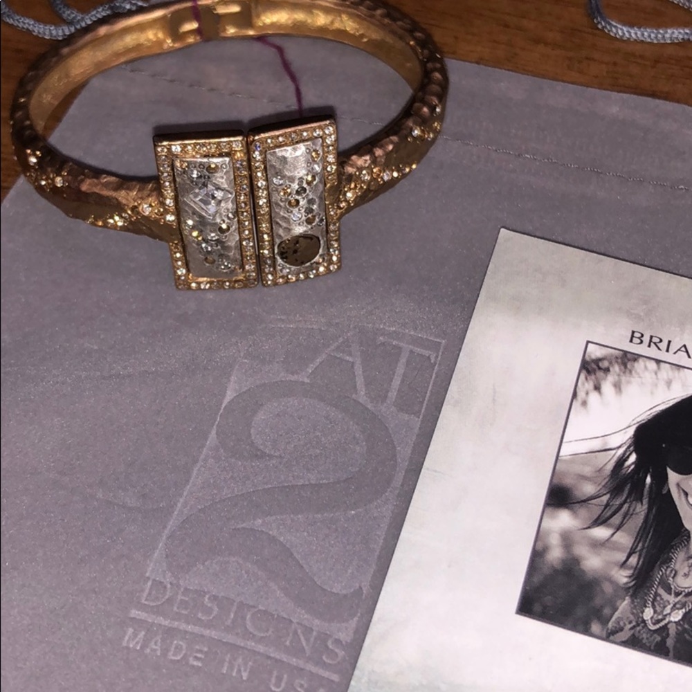 TAT 2 DESIGNS GOLD TANGIERS BANGLE